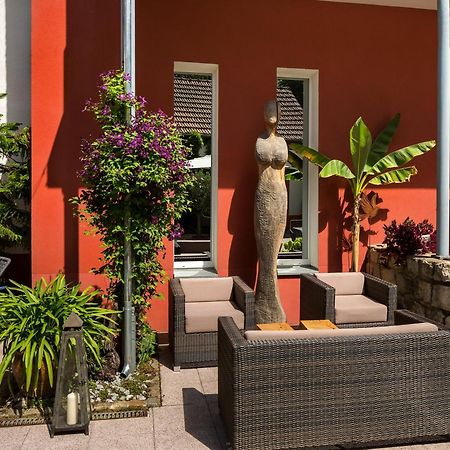 Wirtshaus & Hotel Goldener Greif Edelsfeld المظهر الخارجي الصورة