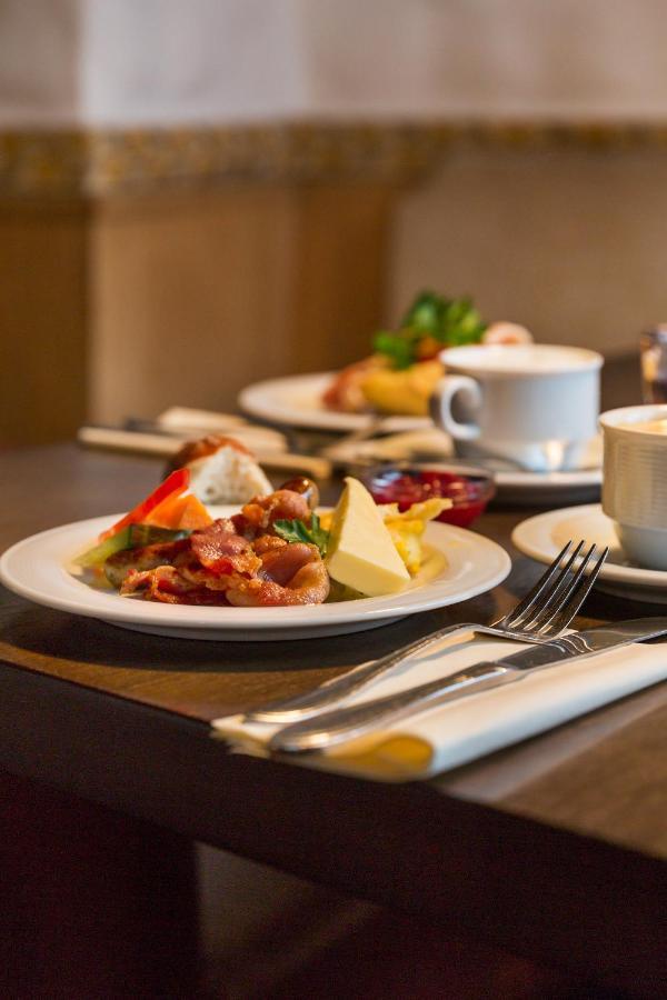 Wirtshaus & Hotel Goldener Greif Edelsfeld المظهر الخارجي الصورة