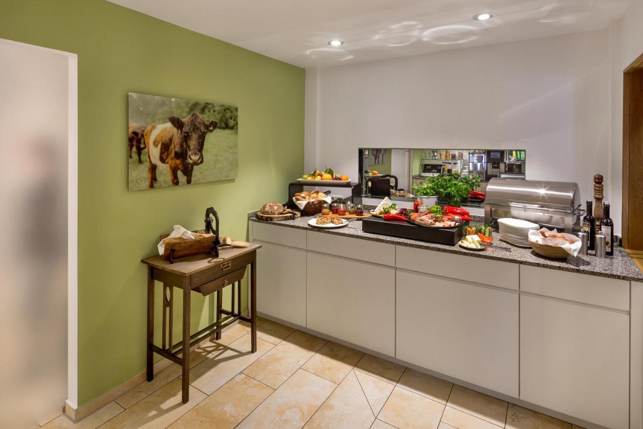 Wirtshaus & Hotel Goldener Greif Edelsfeld المظهر الخارجي الصورة